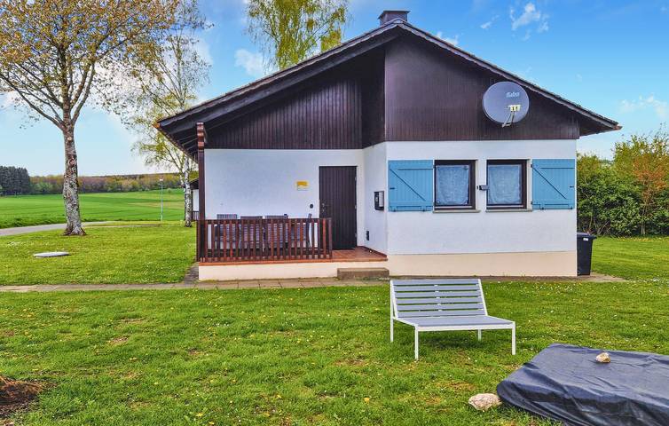Ferienhaus für 4 Personen, mit Terrasse und Garten in Thalfang