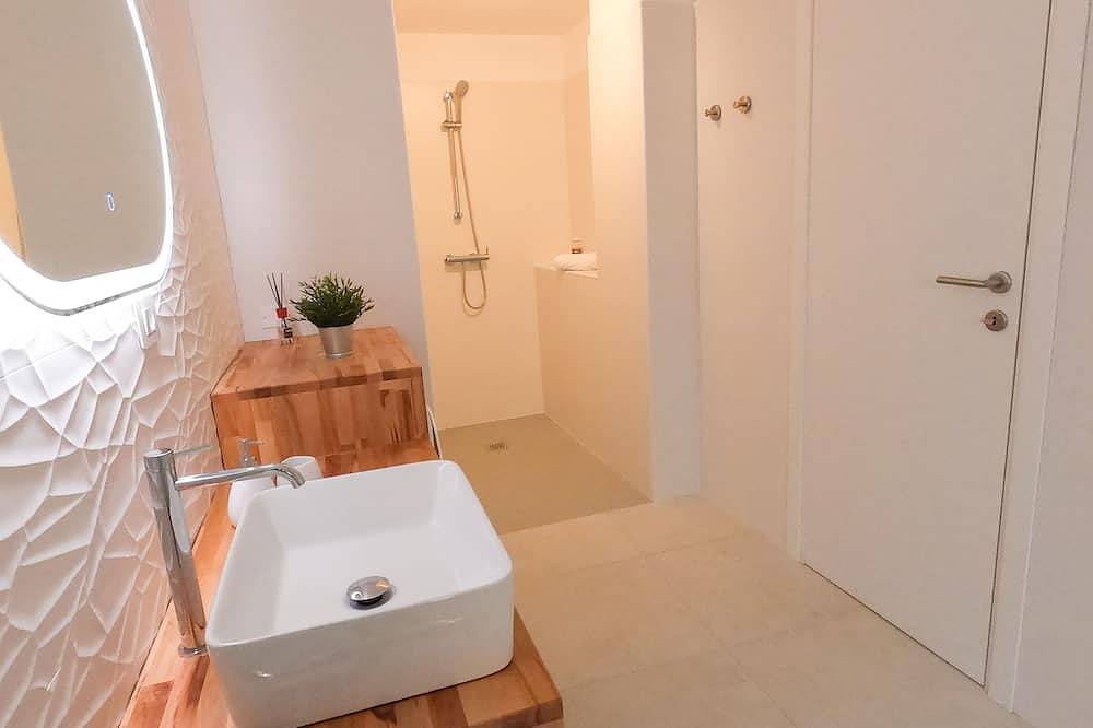 Appartamento intero, Centro storico Luxi Apartment Teulada in Teulada, Cagliari e Dintorni