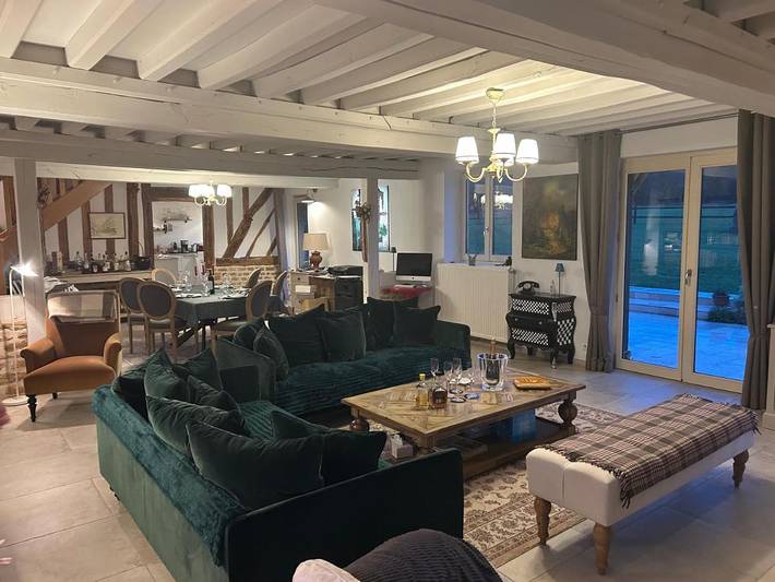 Location de vacances pour 7 personnes, avec vue et jardin à Crouttes - 3