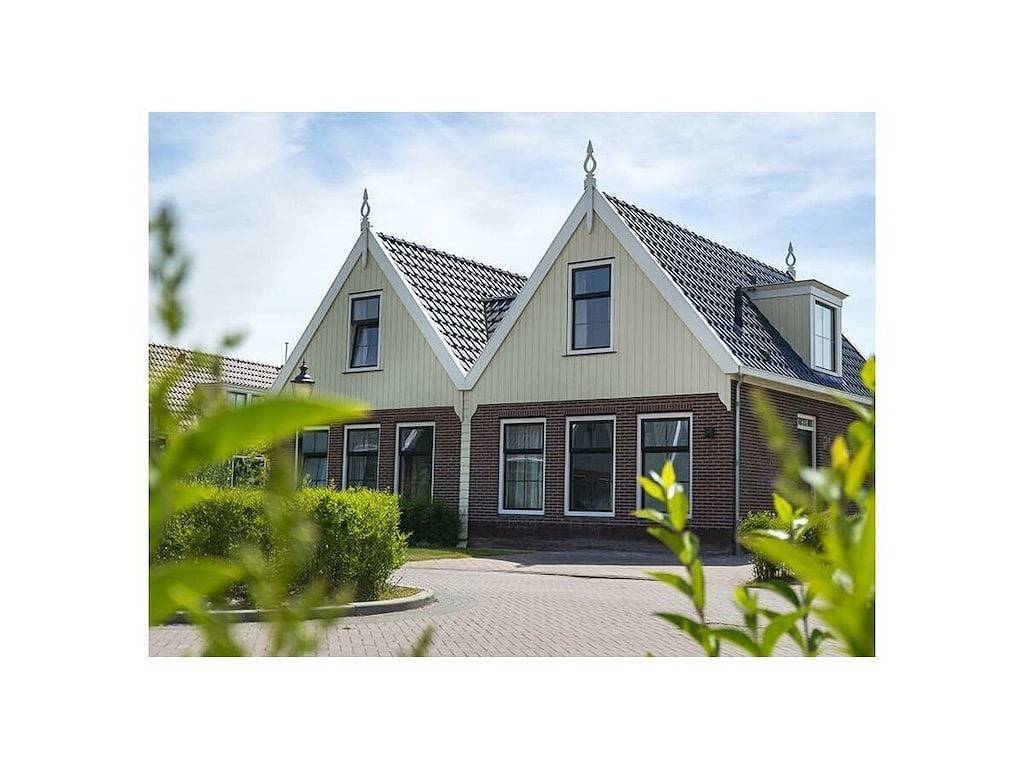 Munt geschakeld 12 in Markermeer