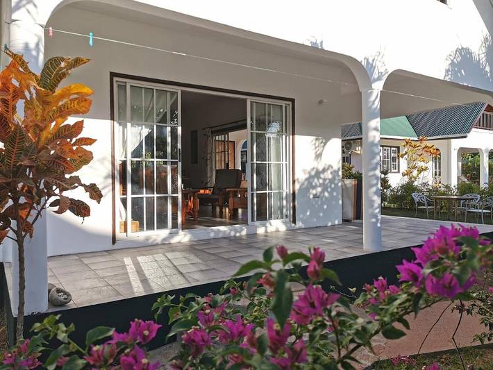 Location de vacances pour 12 personnes, avec jardin dans La Digue - 2