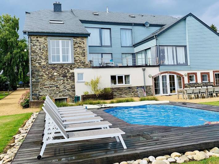 Maison de vacances pour 12 personnes, avec jardin et piscine ainsi que sauna et terrasse - 1