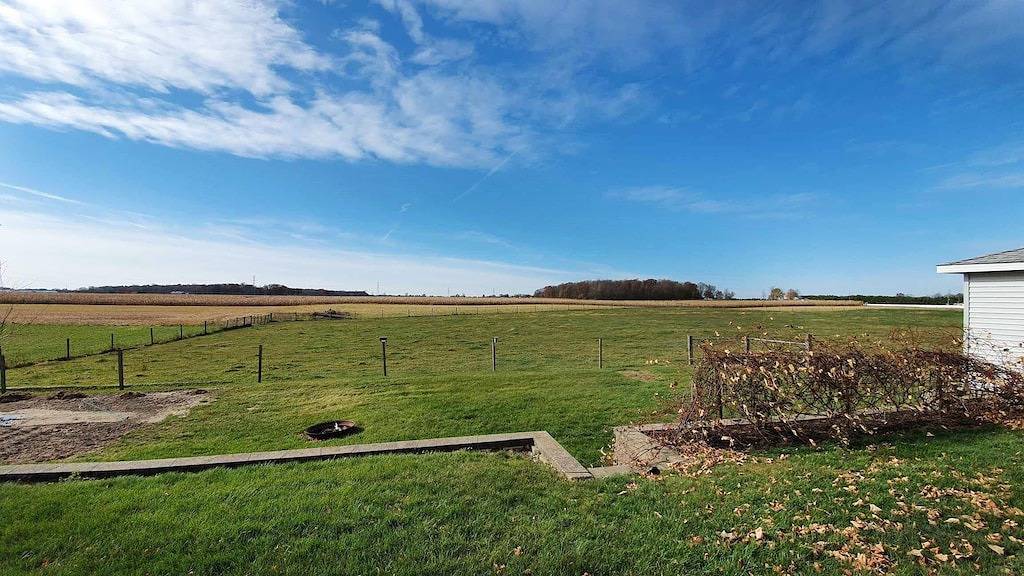 | Hot Tub | Amish Farm Country | Pergola | Deck | in Elkhart County