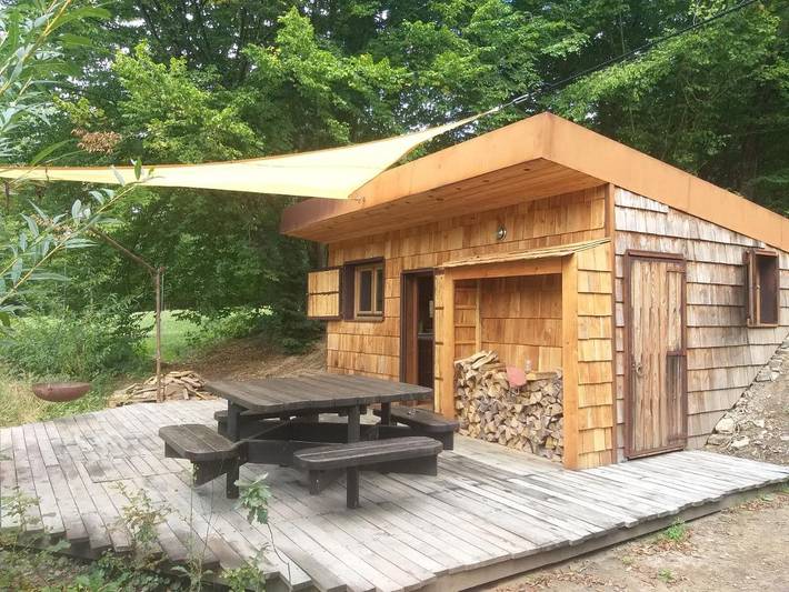 Gîte pour 2 personnes, avec vue sur le lac et jardin ainsi que terrasse et vue à Saint-Hubert - 4