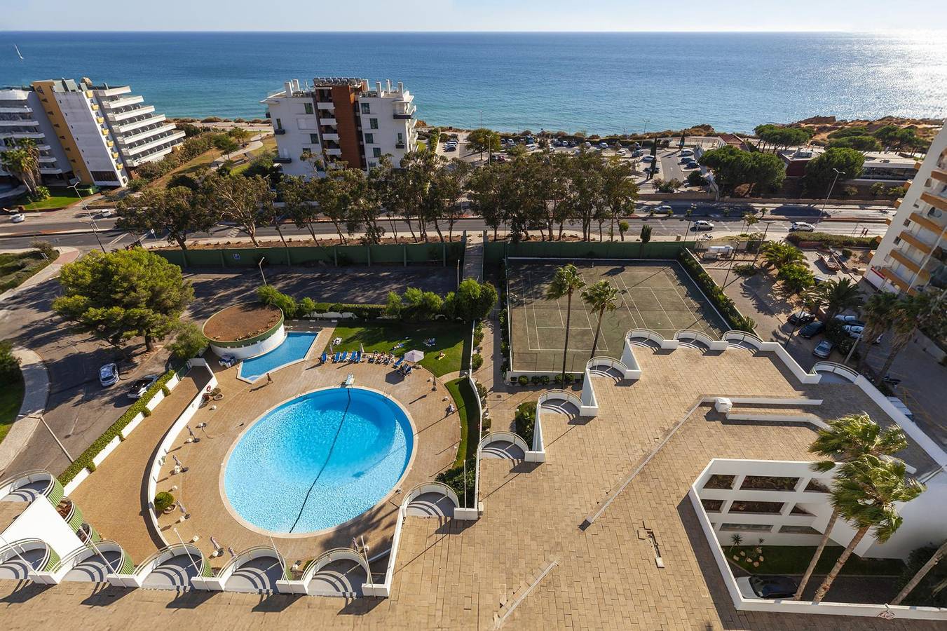 Ganze Wohnung, Ferienwohnung für 3 Personen mit Balkon in Praia da Rocha, Portimão