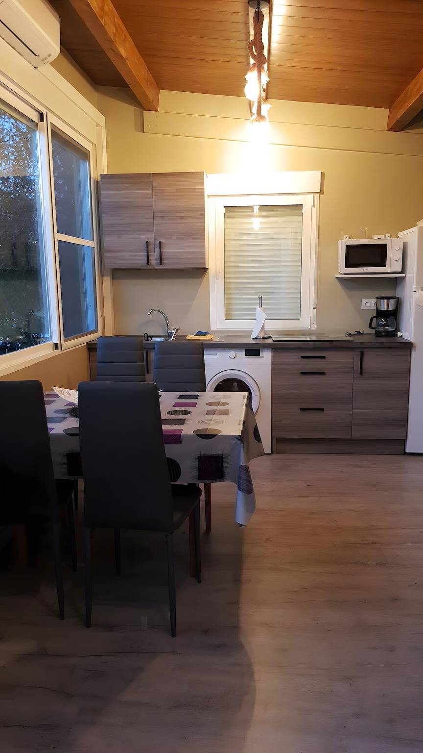 Vacation Home 'Costa Brava Experience' with Wi-Fi and Private Pool in Els Grecs, Roses