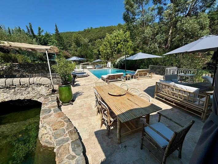 Gîte pour 2 personnes, avec jardin et piscine à Les Mages - 3