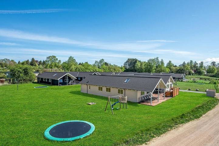 Ferienhaus für 22 Personen, mit Sauna und Garten, mit Haustier an der Kattegat Küste