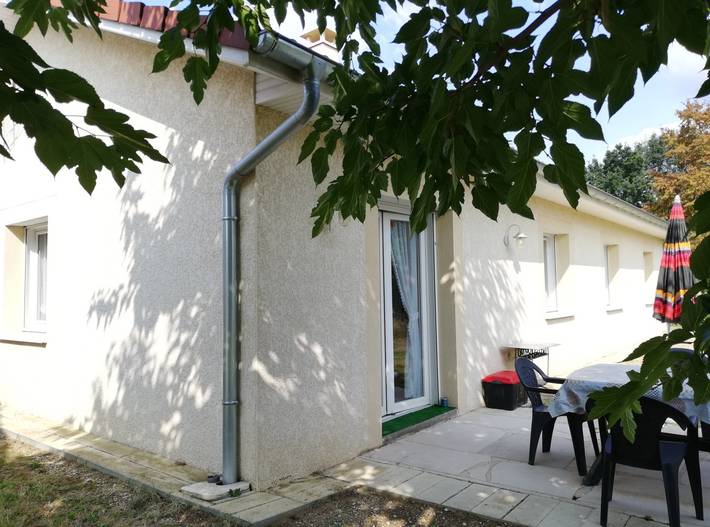 Gîte pour 6 personnes, avec terrasse et jardin dans l' Ain - 4
