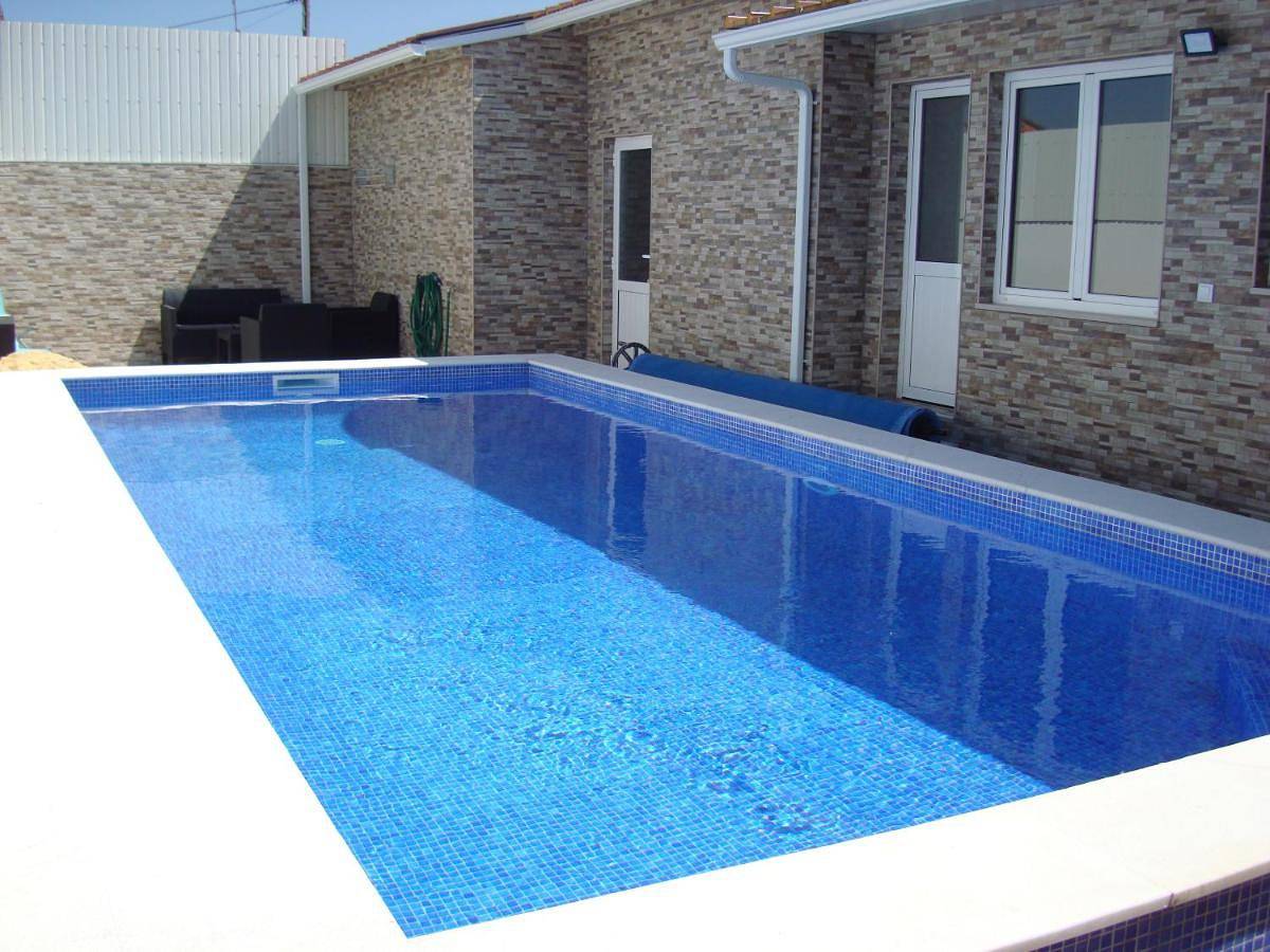 Villa T4 35km Montargil - Private&Heated Pool, Wifi, Gym in Chouto, Parreira e Chouto