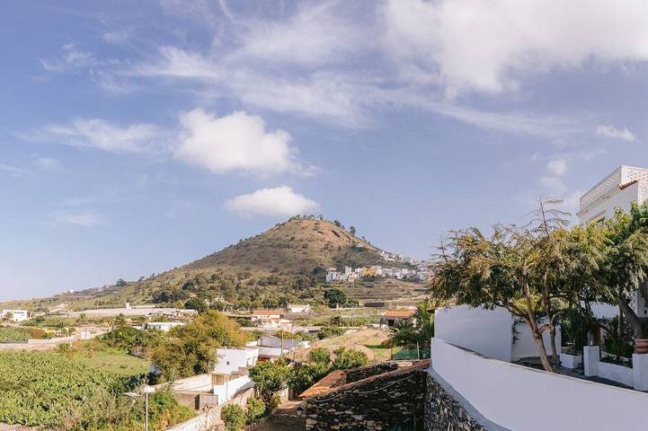 Ferienhaus für 6 Personen, mit Balkon und Whirlpool sowie Garten in Arucas