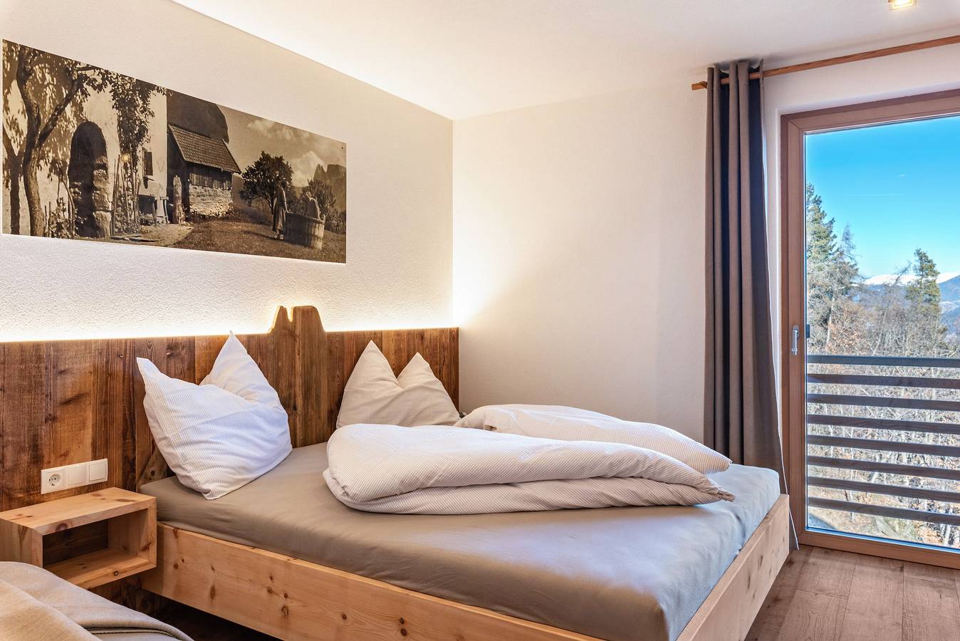 Ganze Wohnung, Ferienwohnung "Aschnerhof Holzherz" mit Bergblick, Privatem Balkon & Wlan in Ritten, Sarntaler Alpen