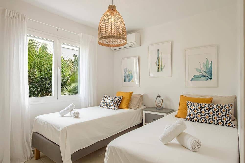 Villa Fontana, little paradise in Punta Prima, Sant Lluís