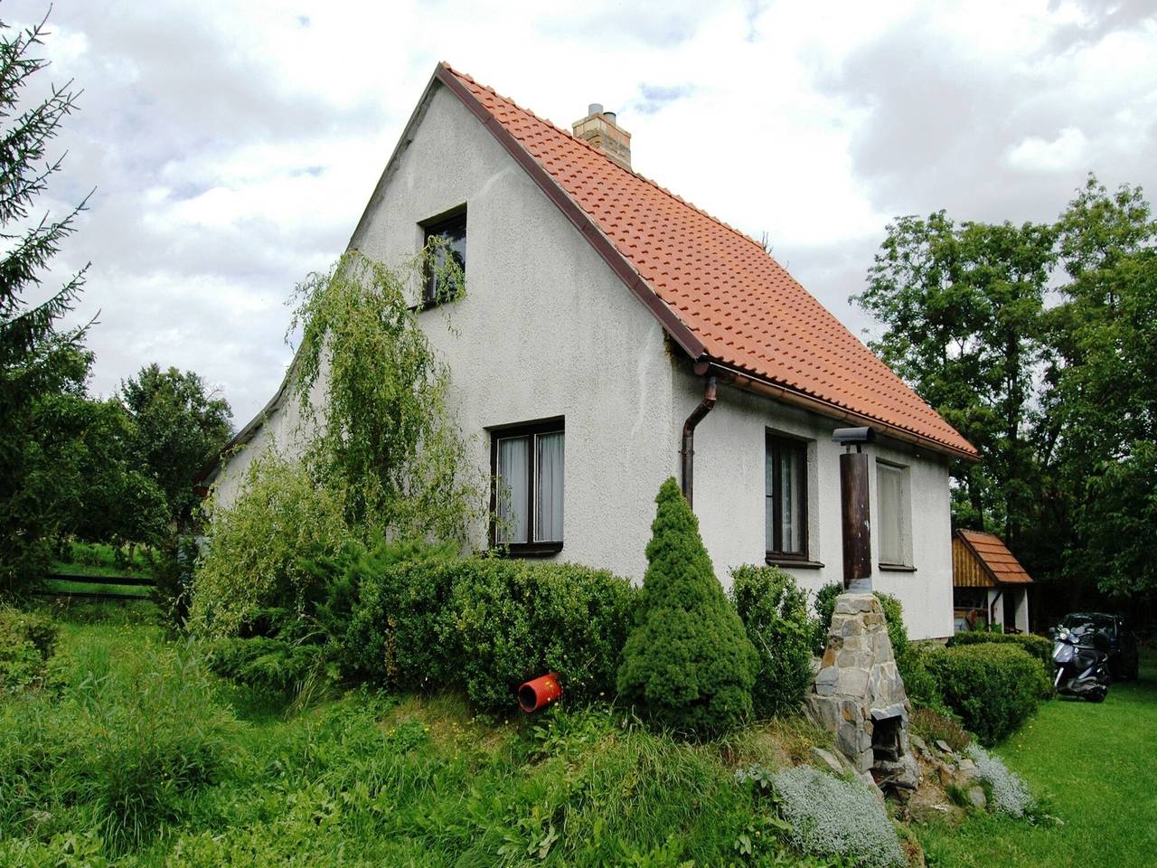 Lovely Apartment in Svinarov Czech Republic near Forest in Rakovnik