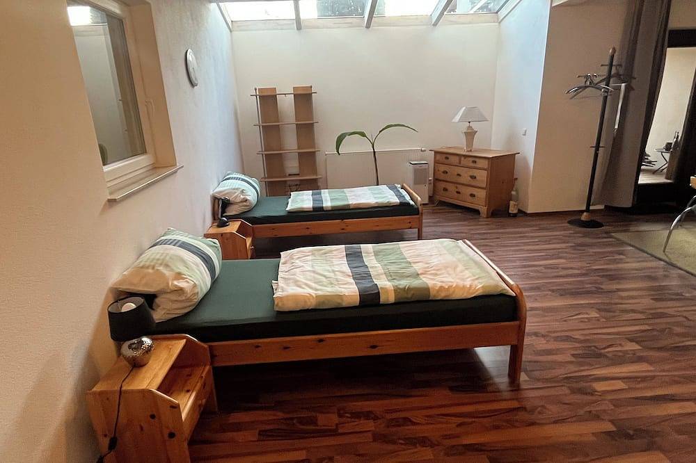 Ganze Wohnung, Monteurwohnung, Ferienunterkunft in Aalen/Westhausen in Westhausen, Schwäbische Ostalb