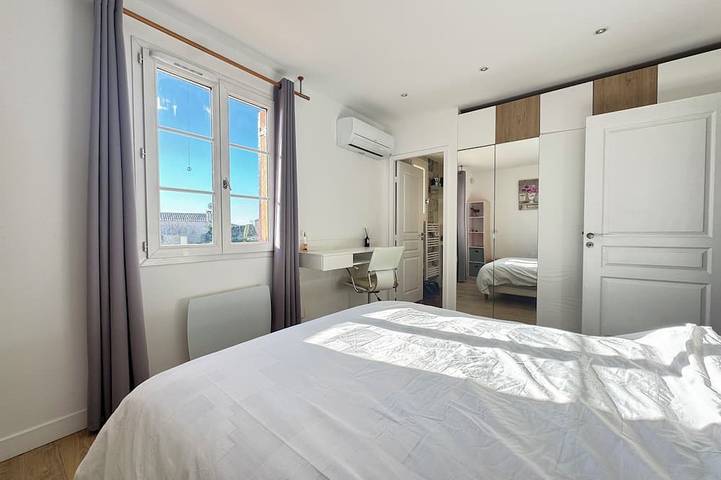 Villa pour 6 personnes, avec piscine ainsi que balcon et jardin à Villeneuve-Loubet - 2