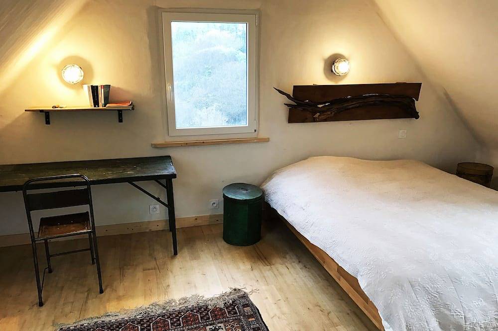 House on the wild coast of beautiful island at sea in Sauzon, Côte des Mégalithes