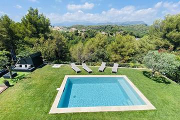 Villa pour 6 Personnes dans La Gaude, Région de Cannes, Photo 1