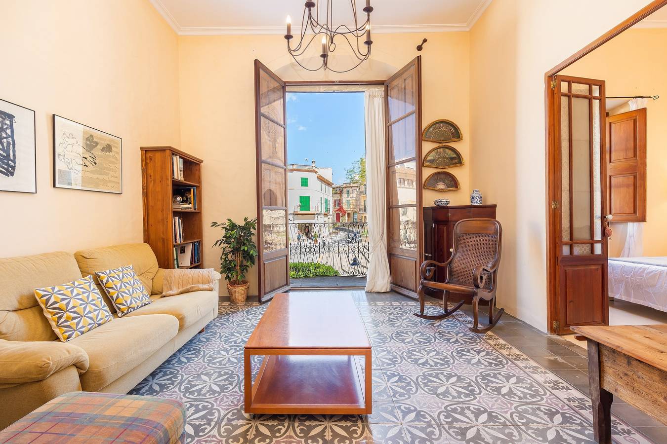 Incantevole villa 'Cas Sitger' nel cuore di Felanitx - con giardino, terrazze e Wi-Fi in Felanitx, Sud di Maiorca