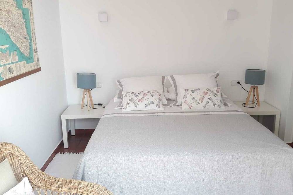 Beautiful 3 Bedroom Villa with Private Pool & Sea Views in Binisafua, Sant Lluís