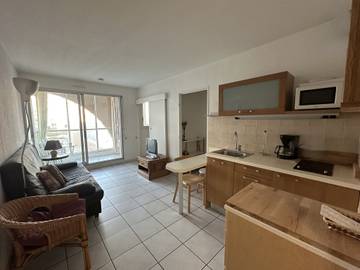 Gîte pour 4 personnes, avec piscine et balcon dans Port de Sète