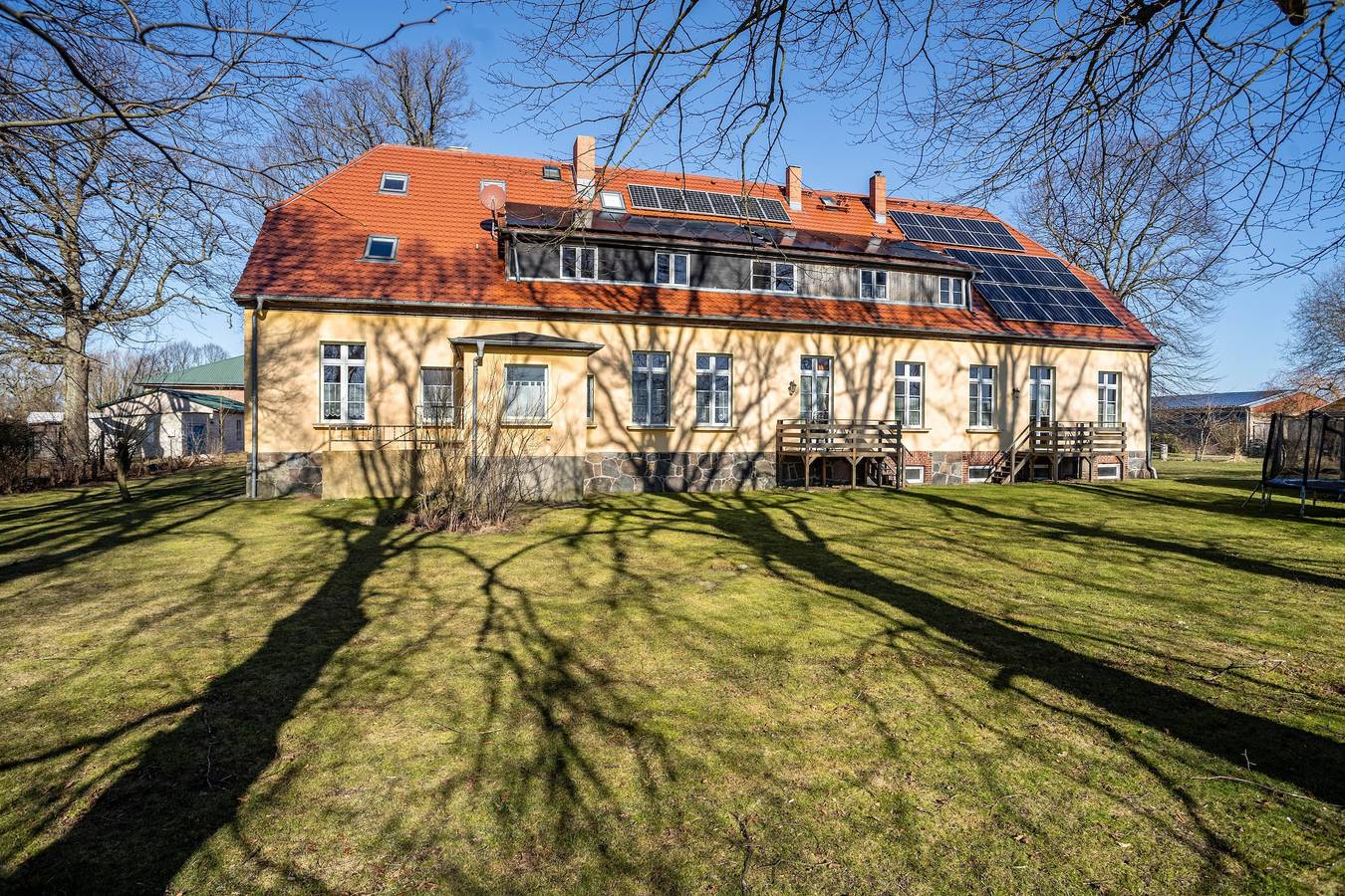 Ganze Wohnung, Apartment 'Inselwohnung' mit privater Terrasse, Gemeinschaftsgarten und Wlan in Altenkirchen, Rügen
