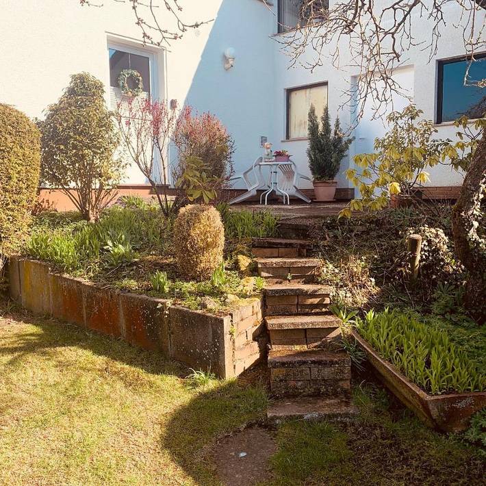 Ferienwohnung für 2 Personen, mit Terrasse und Garten sowie Ausblick