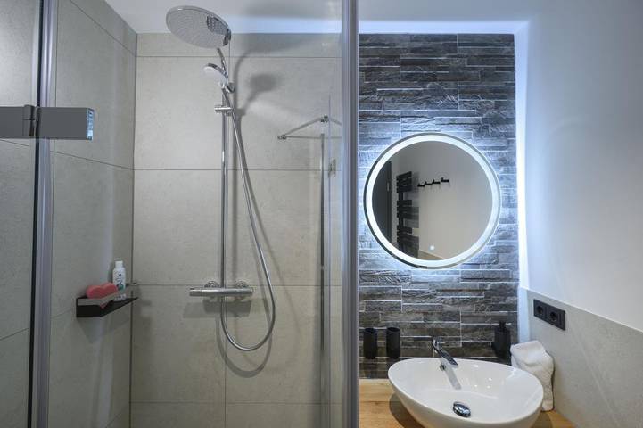 Gîte pour 4 personnes, avec balcon/terrasse et balcon, adapté aux familles à Oberammergau - 4