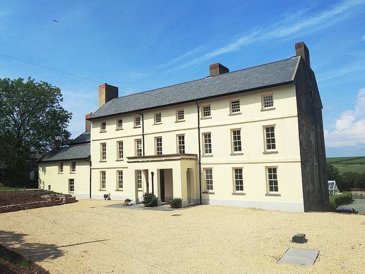 Holiday rental for 18 people in Wales