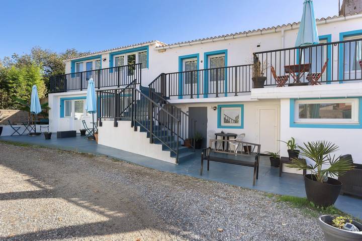 Bed and Breakfast 'Chambre 3' with Shared Terrace, Wi-Fi and Air Conditioning in Saint-Gervais (Vendée), Vendée