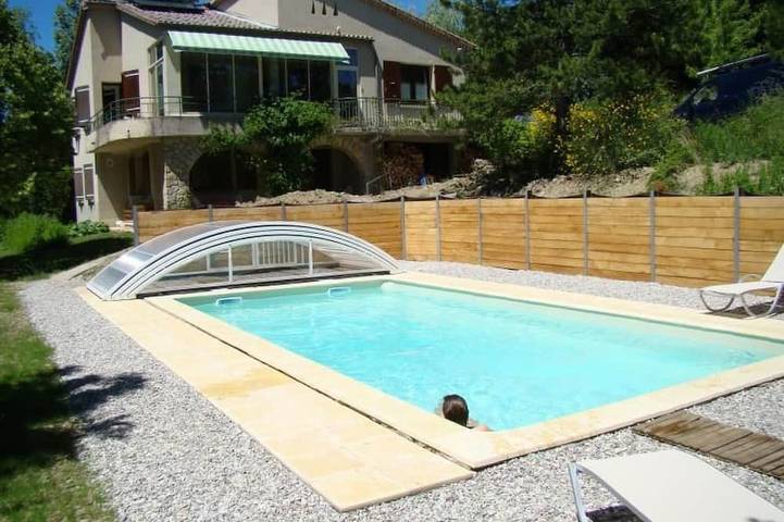 Apartamento de vacaciones para 2 personas, con piscina y jardín - 1