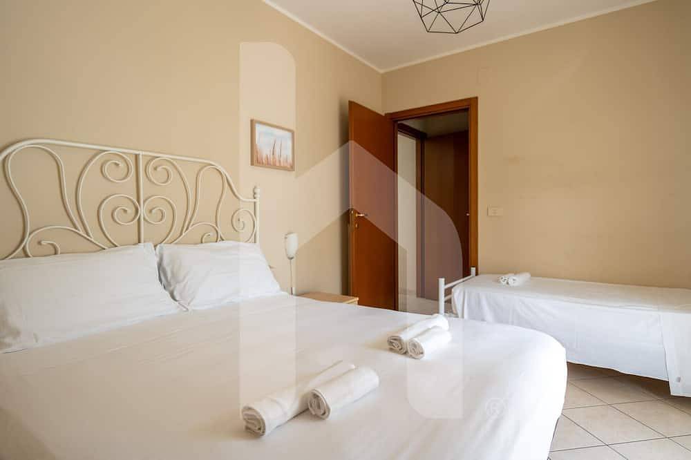 Apartamento entero, Homiday - Via Gramsci Int.7,Two-room apartment on the 2ndfloor in Pineto, Costa Adriatica Abruzzo