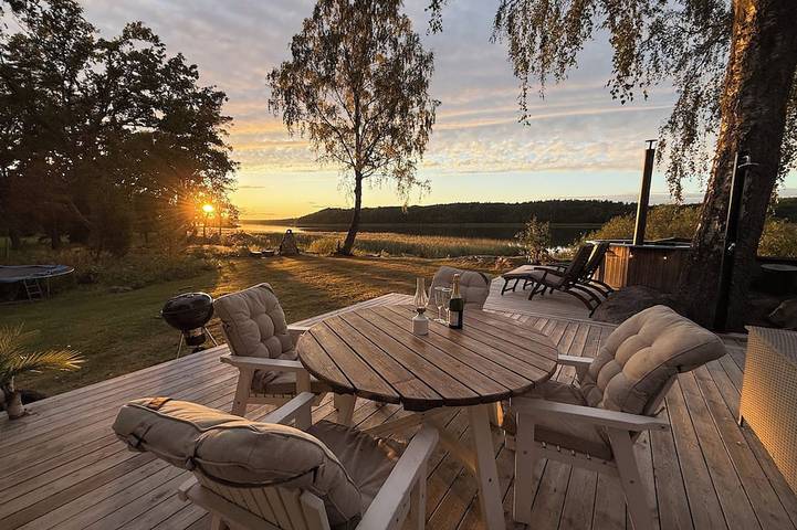 Cottage für 4 Personen, mit Garten und Whirlpool sowie Terrasse - 1
