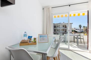 Apartment in Playa del Port de Pollença, Pollença für 4 