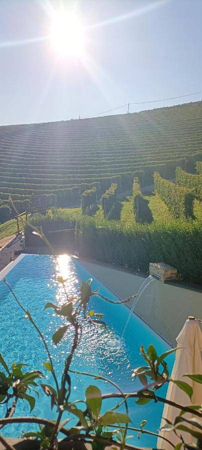 Chambre d’hôte pour 2 personnes, avec piscine ainsi que jardin et jacuzzi dans Piémont - 3