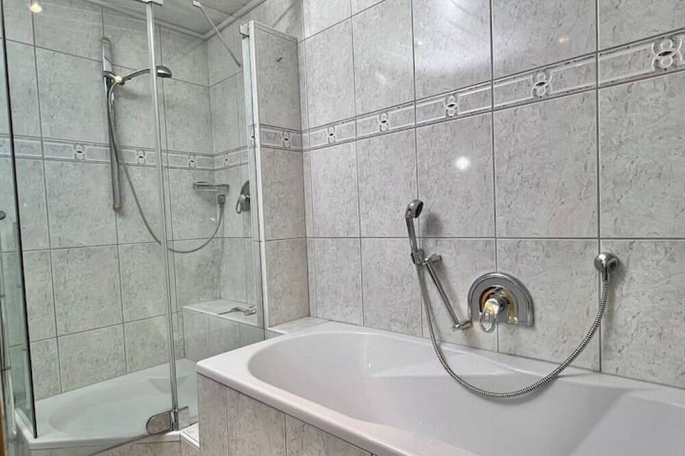 Ganze Wohnung, Charmante Unterkunft - nur 5 Min zum Chiemsee in Nußdorf, Chiemsee