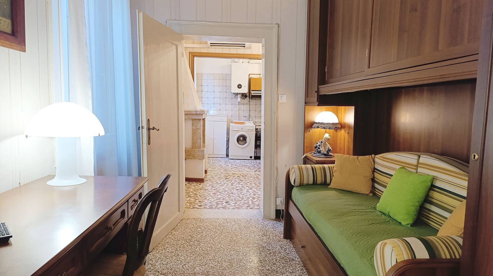 Appartamento intero, Apartment near Biennale Theatre by Ca-Sa Check in Montichiari, Provincia di Brescia