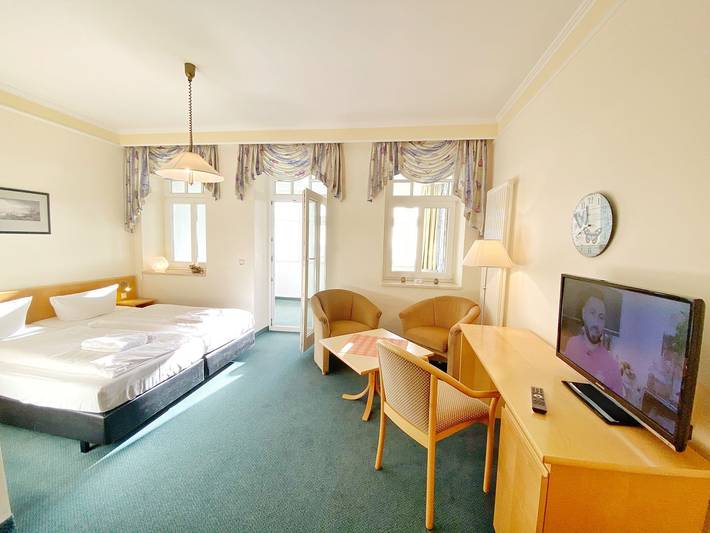 Ferienwohnung für 2 Personen, mit Balkon/Terrasse und Garten in Sassnitz - 2