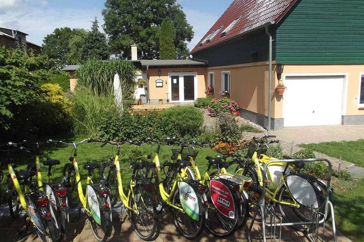Weißstorch - Familiäre Pension & Ferienwohnungen Lindenhof in Kachlin, Dargen