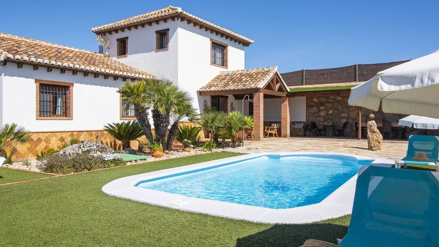 Villa for 7 people, with pool - 1