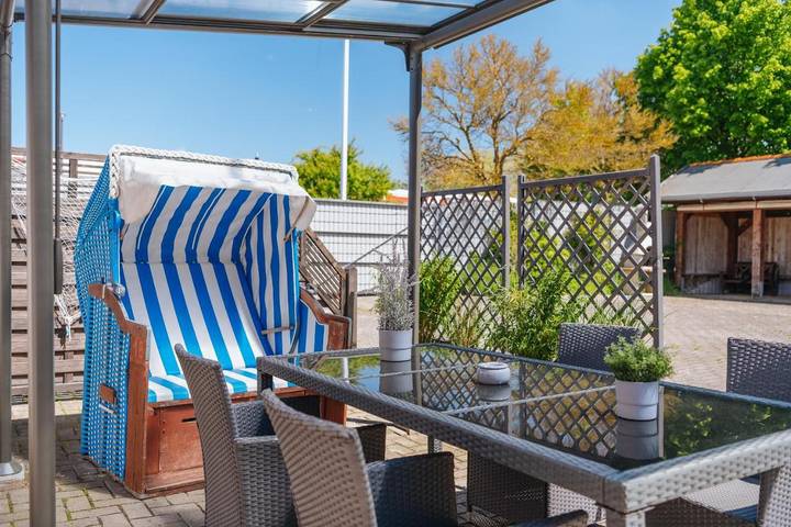 Ferienwohnung für 4 Personen, mit Terrasse und Garten in Karls Erlebnis-Dorf Rövershagen - 2