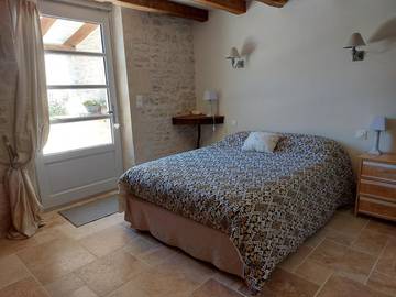 Chambre d’hôte pour 4 personnes, avec jardin et terrasse à Cozes