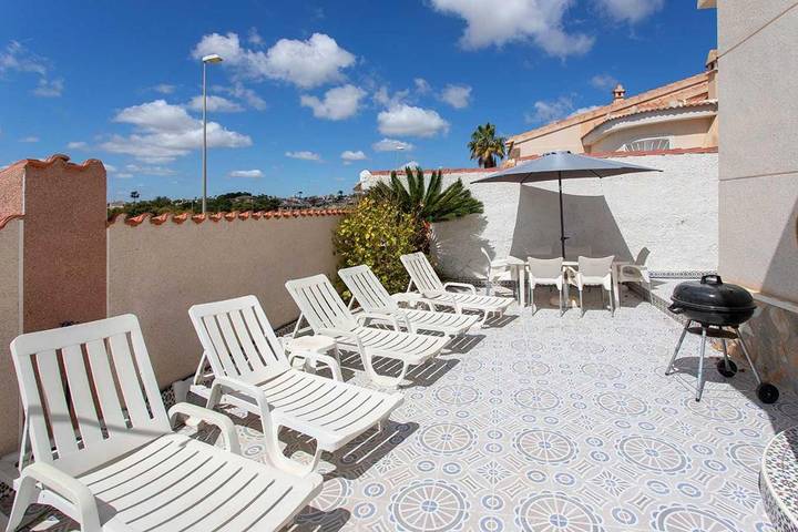 Casa rural para 7 personas, con vistas al lago además de terraza y piscina, Se admiten mascotas en Rojales - 4