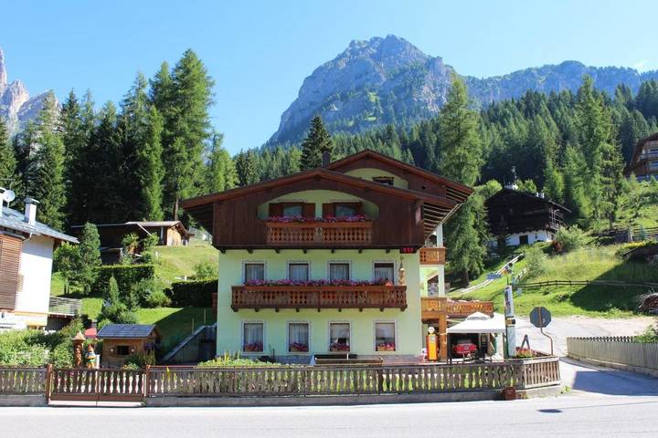 Appartamento per 2 persone, con Balcone e Terrazza nonché Giardino e Panorama a Selva di Cadore