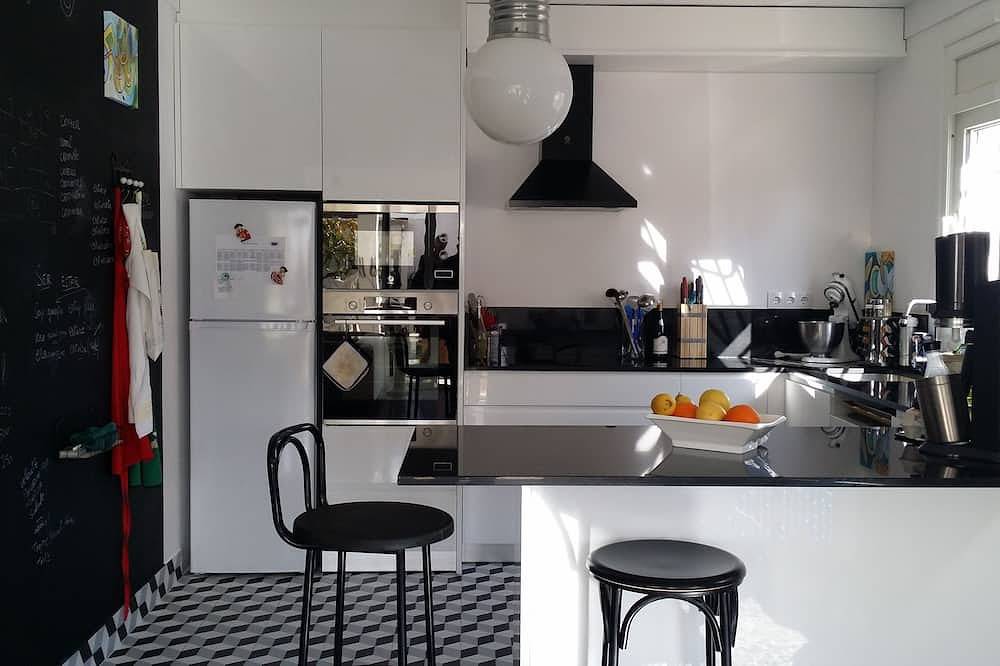 100m gran casa de vacaciones desde el magníficamente situado en playa in Vinaroz, Costa del Azahar