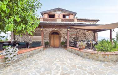 Ferienhaus für 16 Personen, mit Pool und Garten in Kampanien