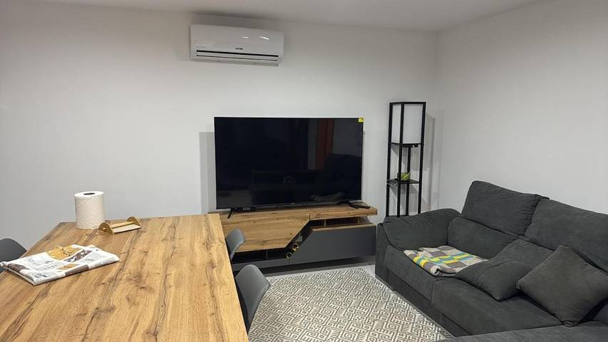 Location de vacances pour 5 personnes, avec balcon ainsi que vue et piscine dans Pedraça - 2