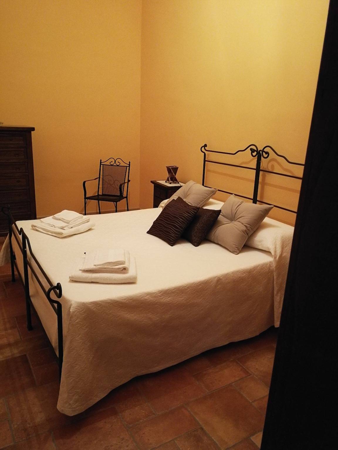 Entire apartment, Charming apartment in Montallegro with sea view in Montallegro, Agrigento Province
