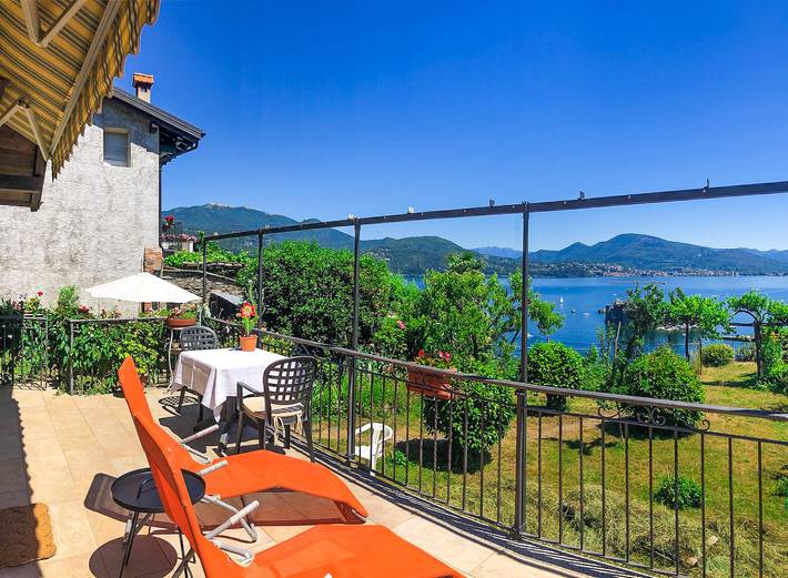 Ferienwohnung für 2 Personen, mit Garten und Ausblick sowie Seeblick und Terrasse in Comune di Cannobio - 2