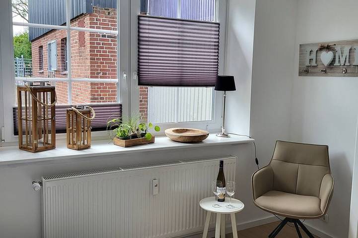 Ganze Wohnung, Moderne Ferienwohnung, 2000 m zum Naturstrand. in Hohenfelde, Südliche Ostseeküste